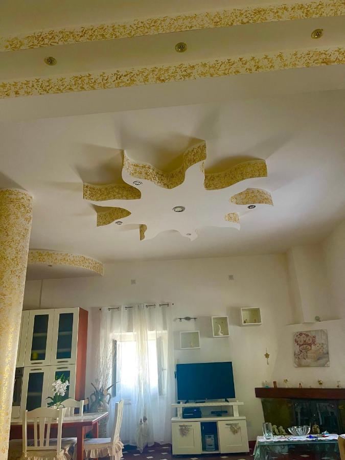 Appartamento Holiday House Il Castello Di Anna Vietri Esterno foto