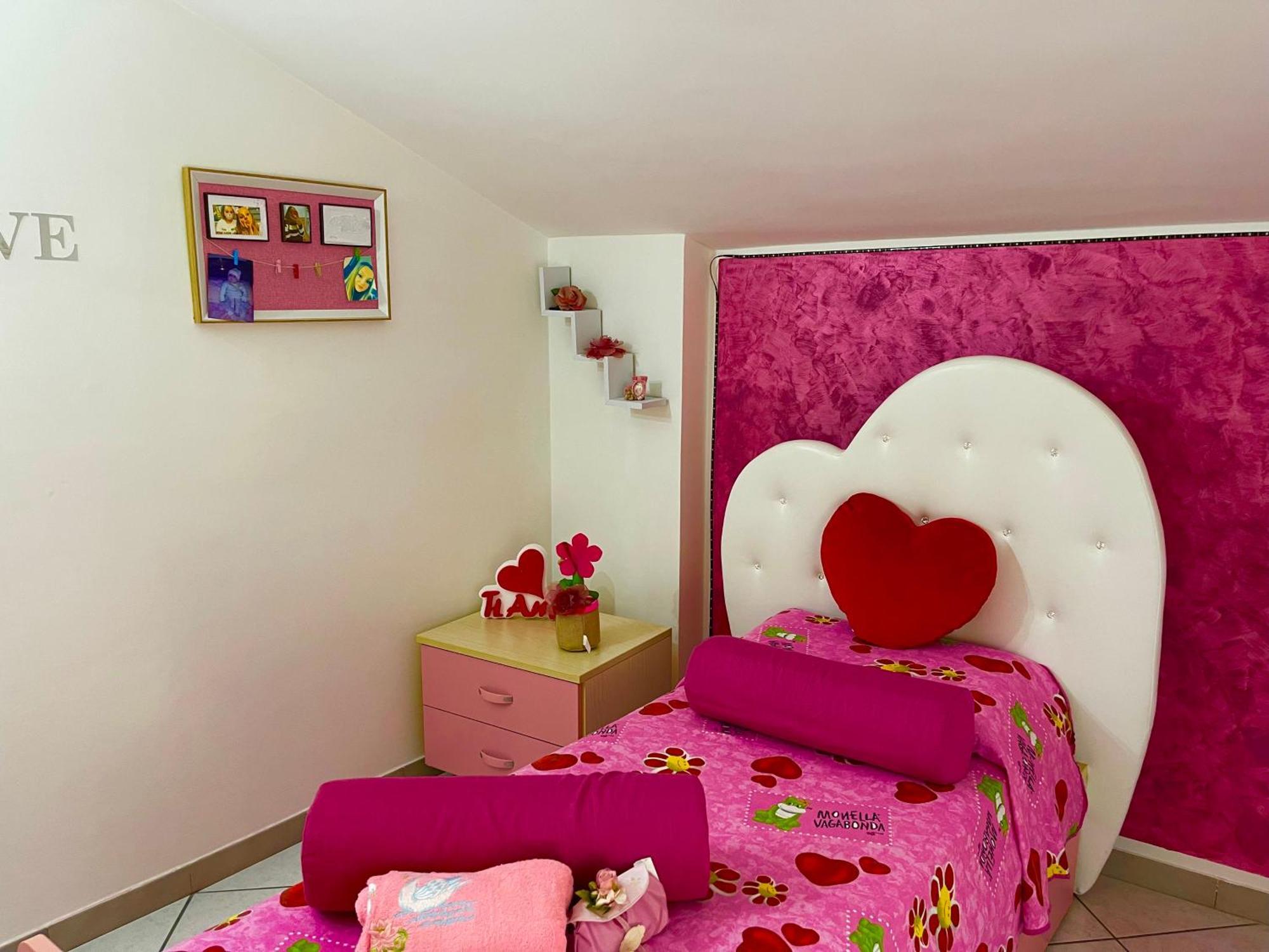 Appartamento Holiday House Il Castello Di Anna Vietri Esterno foto