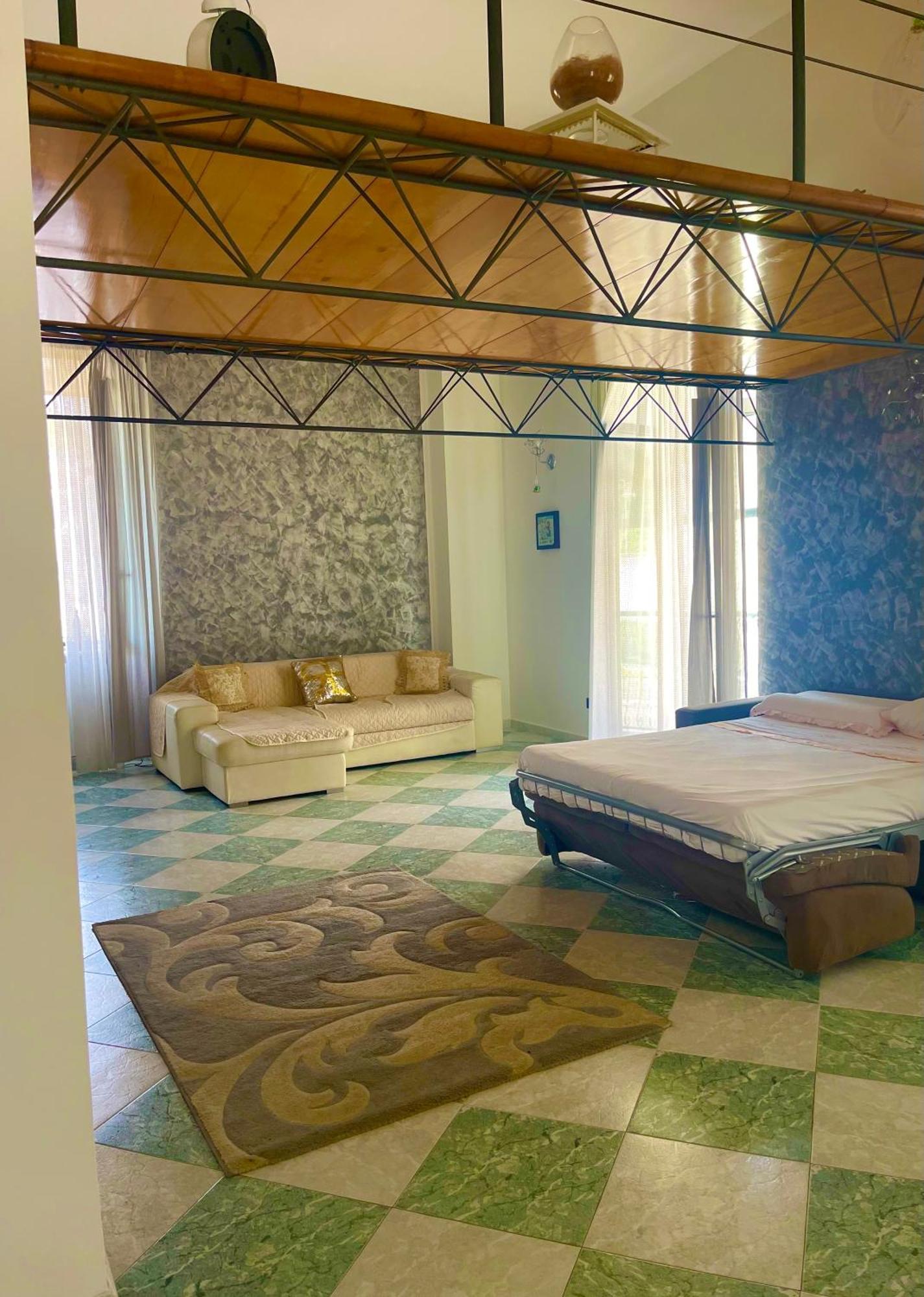 Appartamento Holiday House Il Castello Di Anna Vietri Esterno foto